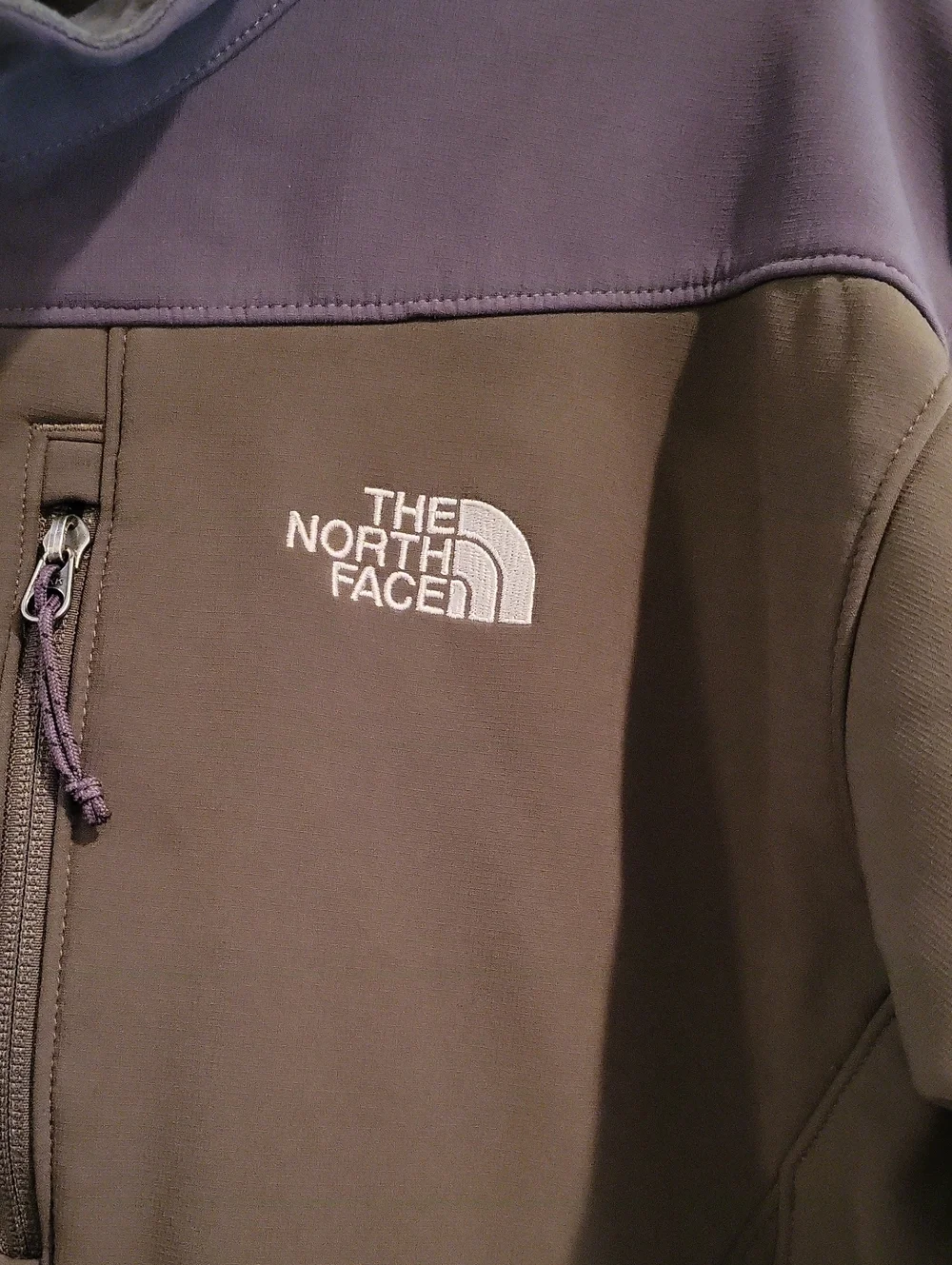 The North Face Apex Men's Green & Gray Softshell Jacket Full Zip Size XL